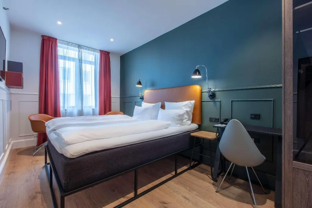 DOUBLE BUSINESS Room, The Huxley Copenhagen, BW Premier Collection, Copenhagen