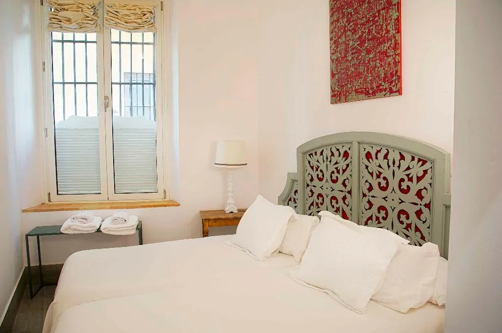APARTMENT GRAND DELUXE Room, Overland Suites Catedral Luxury Apartments, Seville