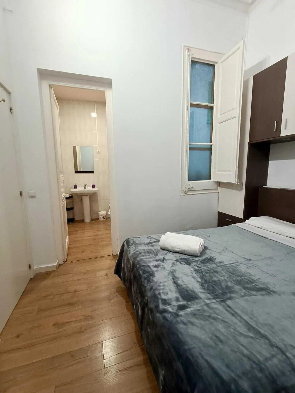 Room, Break BCN - Hostal & Coffeebar, Barcelona