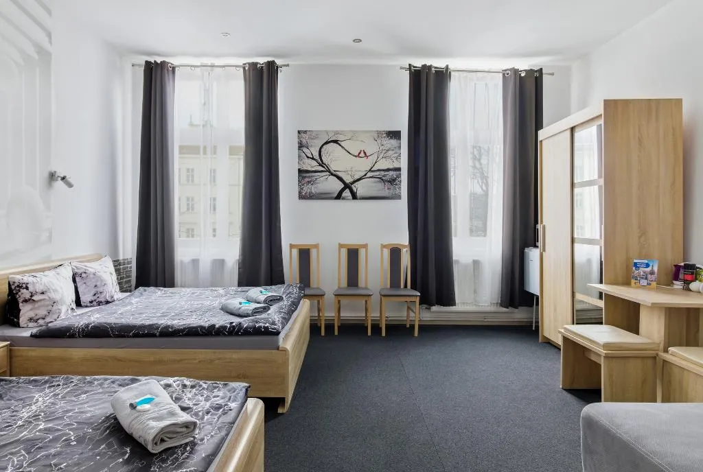 Room, Queen Apartments, Krakow