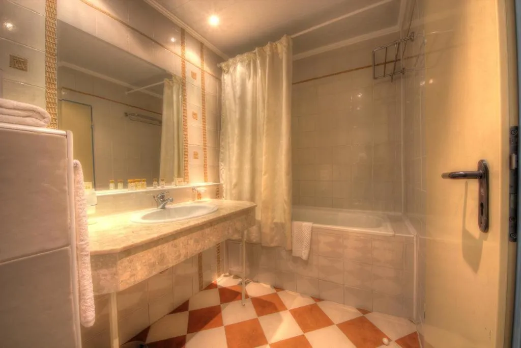 Room, Royal Bay, Bourgas