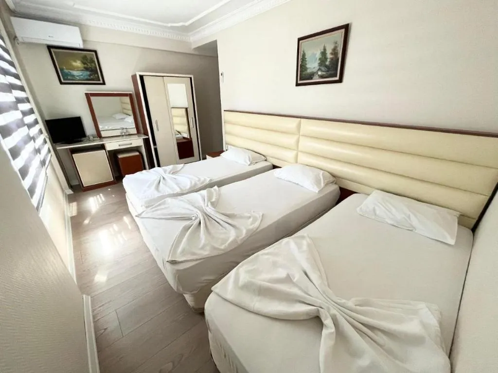 TRIPLE CLASSIC Room, Deluxe Ersoy Hotel, Antalya