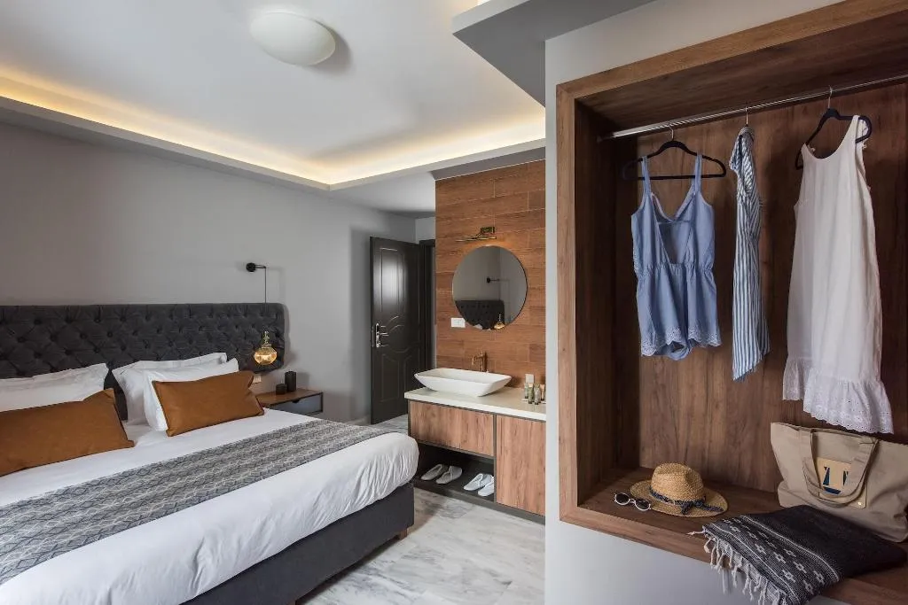 Room, Minaret Suites & Apartments, Crete
