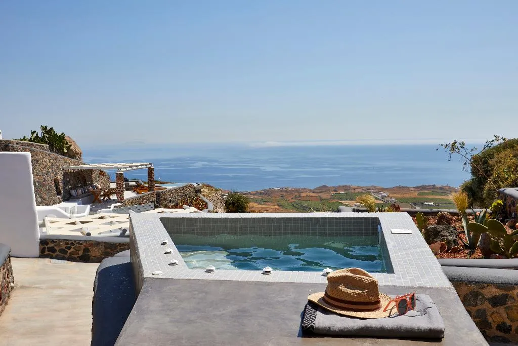 VILLA SUPERIOR Room, El Verano Collection Santorini, Santorini