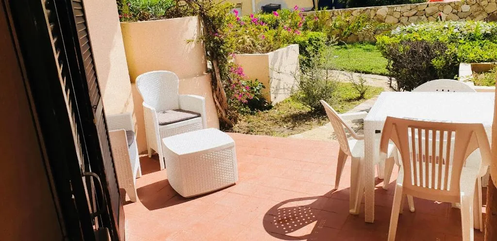 APARTMENT CAPACITY 4 Room, Terza Spiaggia and la Filasca, Olbia