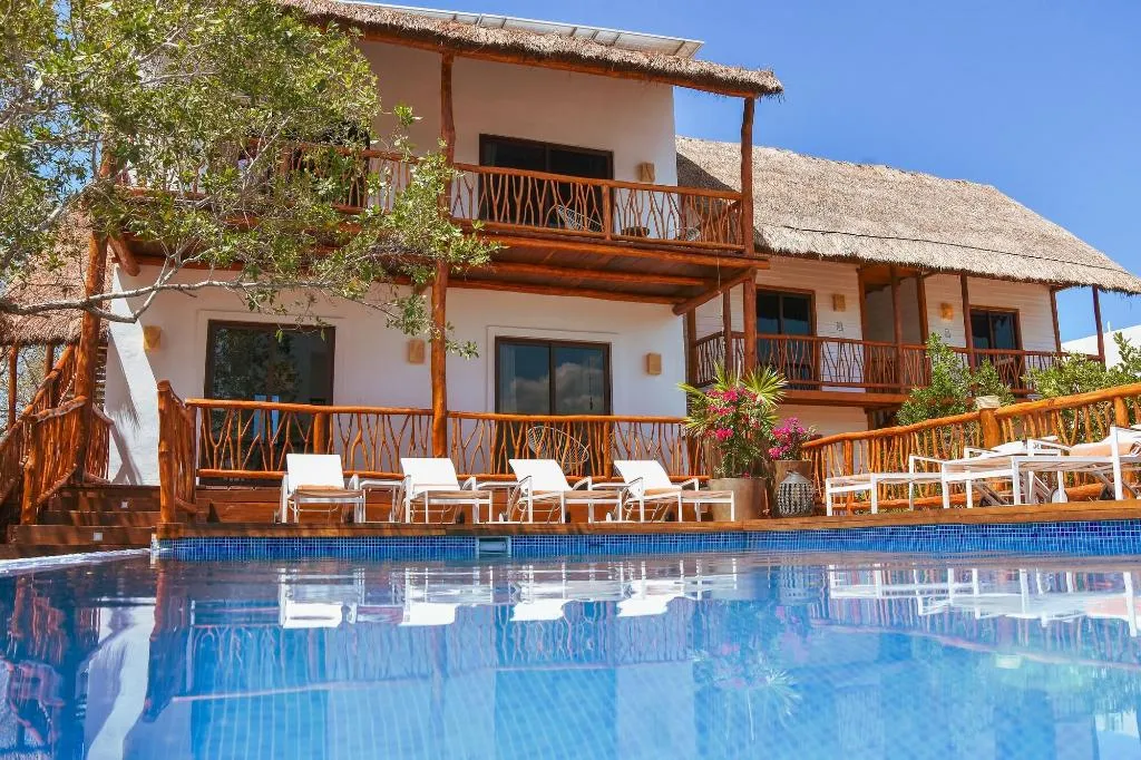 Sports and Entertainment, Casa Hx, Cancun Area