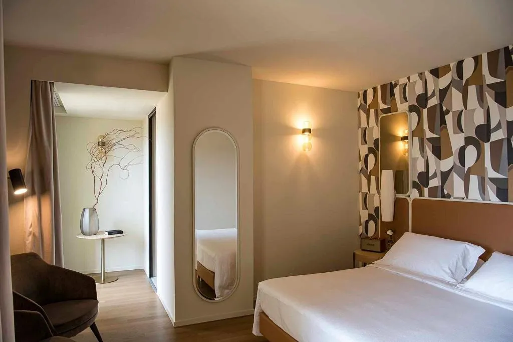 DOUBLE SINGLE USE DELUXE Room, Columbus Urban Resort, Florence