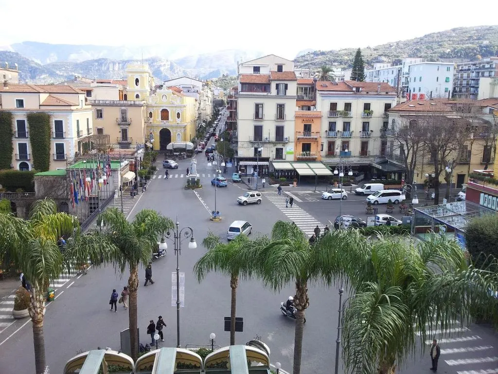 General view, La Casa Dell Orologio, Naples