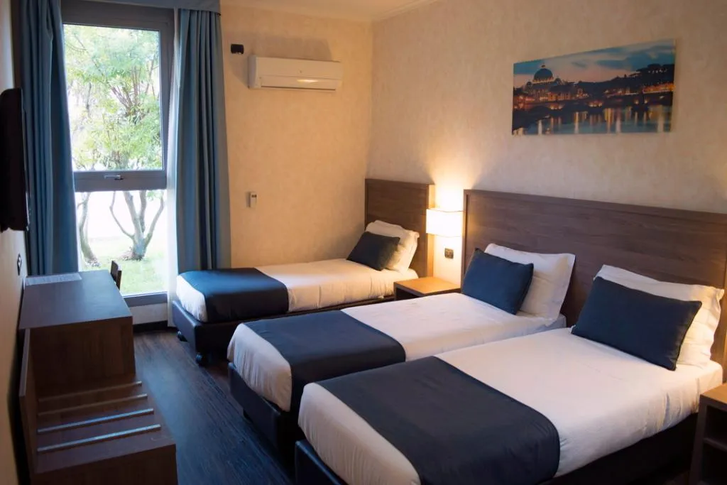 TRIPLE STANDARD Room, Hotel Roma Sud, Rome