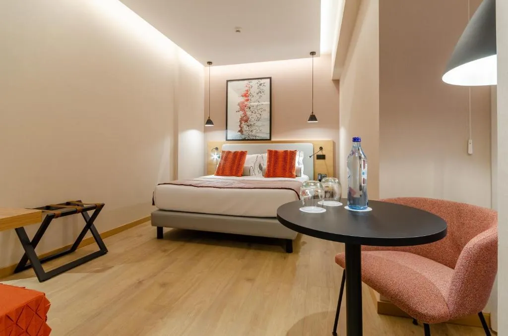 Double or Twin STANDARD Room, Rossio Plaza Hotel, Lisbon