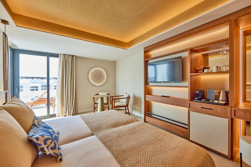 JUNIOR SUITE SIDE SEA VIEW Room, Universal Gran Leon and Spa, Majorca