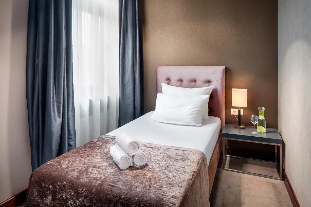 SINGLE STANDARD Room, Hotel Unicus Krakow Old Town - Destigo Hotels, Krakow