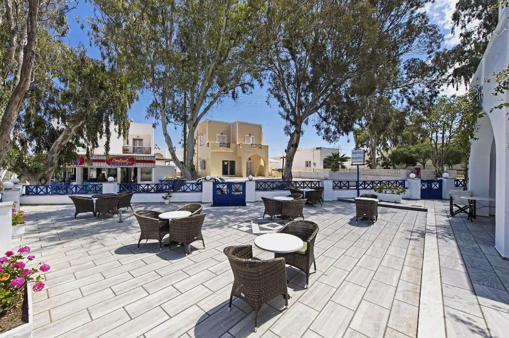 Terrace, Hotel Eucalyptus, Santorini