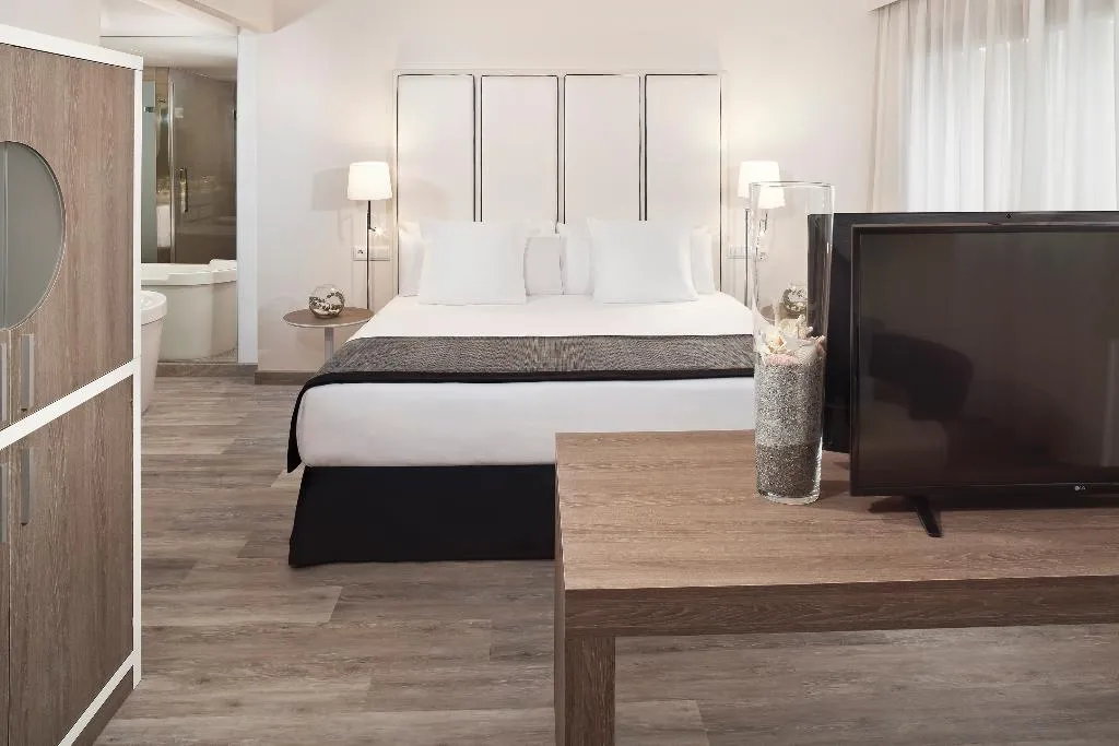 Room, Melia Lebreros, Seville