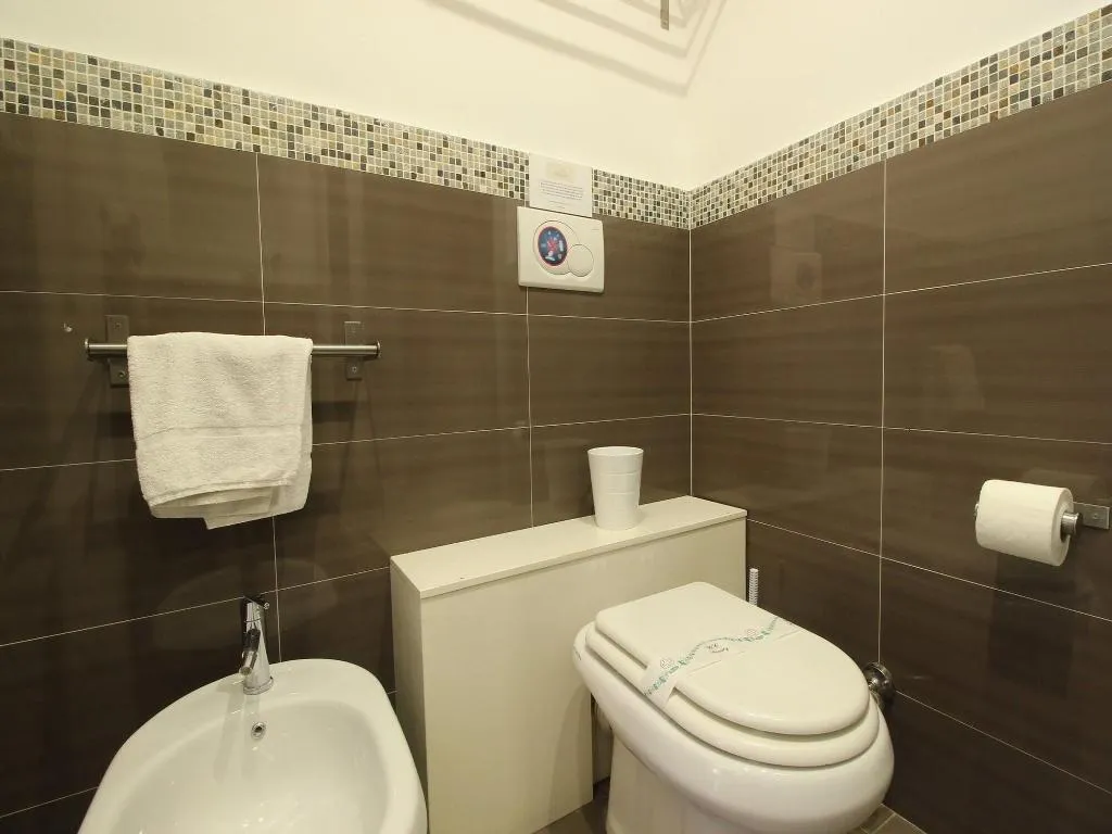 Room, Few Steps From Colosseum, Naples