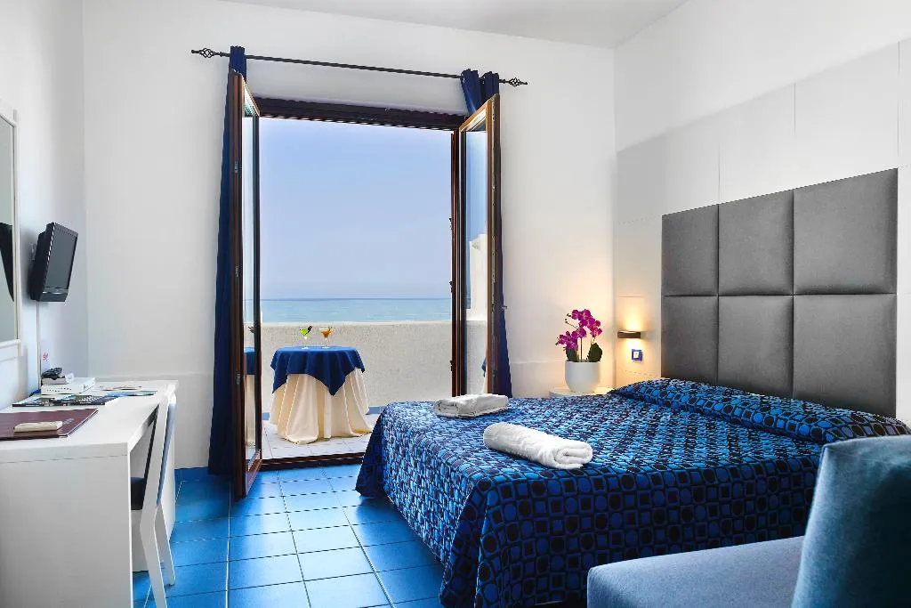 Room, La Battigia, Palermo