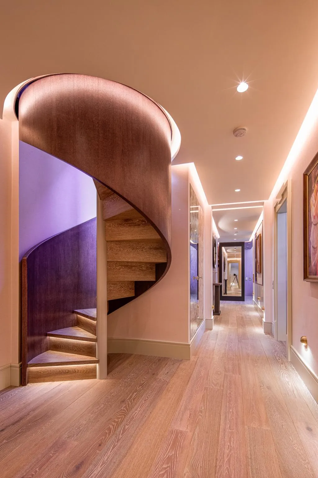 APARTMENT FOUR BEDROOMS TWO BATHROOMS Room, Art Boutique ApartHotel, Krakow