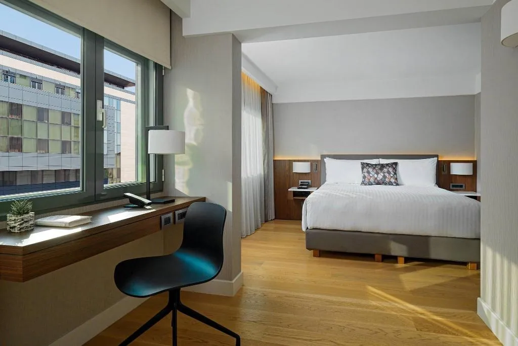 Room, Athens Marriott Hotel, Athens