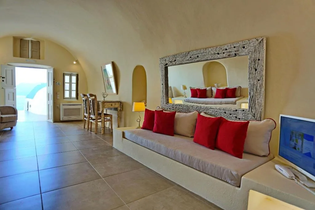 CAVE SEA VIEW HONEYMOON Room, Oia Mare Villas, Santorini
