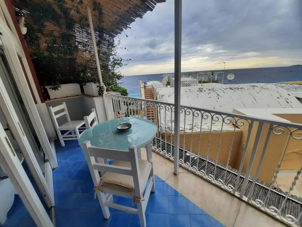 Room, Villa La Tartana, Naples