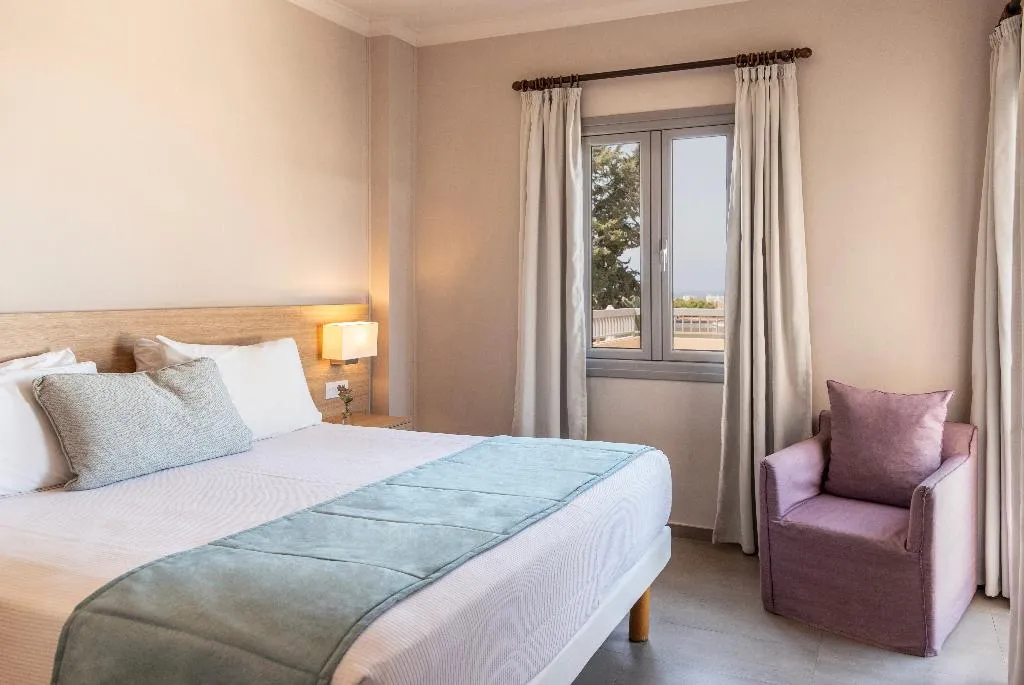 SUITE ONE BEDROOM Room, Louis St. Elias Resort & Waterpark, Cyprus