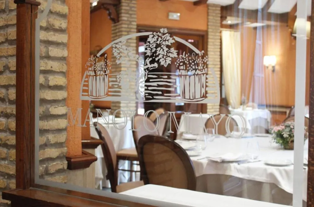 Restaurant, Hotel Manolo Mayo, Seville