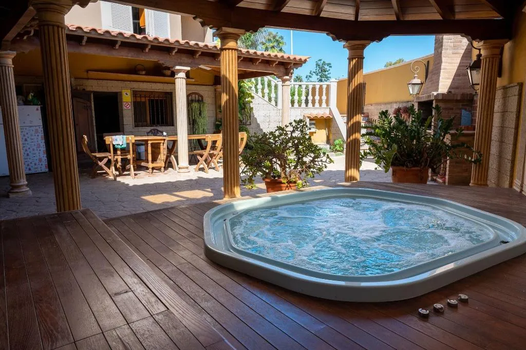 Sports and Entertainment, Duque Nest Hostel, Tenerife