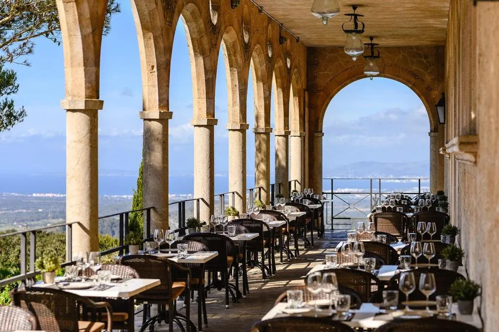 Restaurant, Santuari de Cura, Majorca