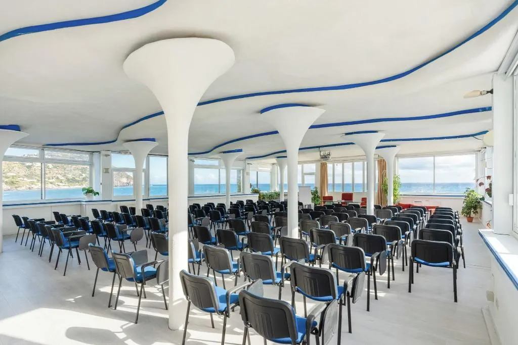 Conferences, Apollon Club, Naples
