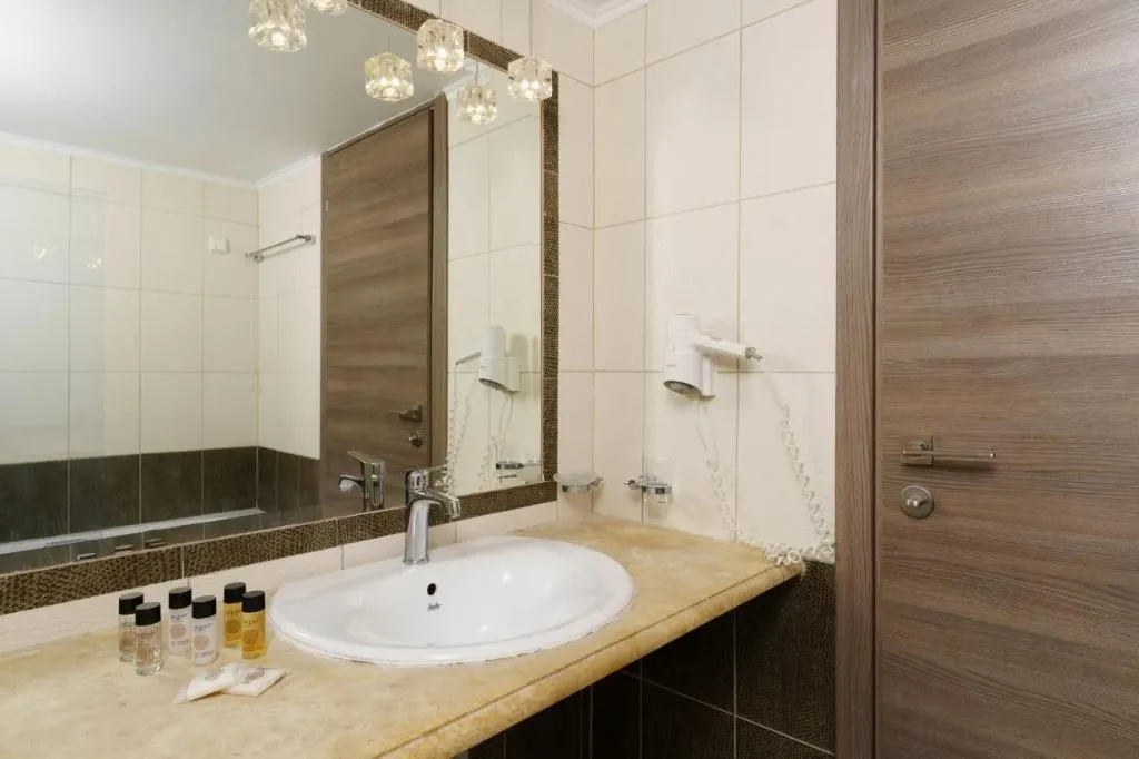 Double or Twin SUPERIOR SEA VIEW Room, Palmariva Beach Hotel, Athens