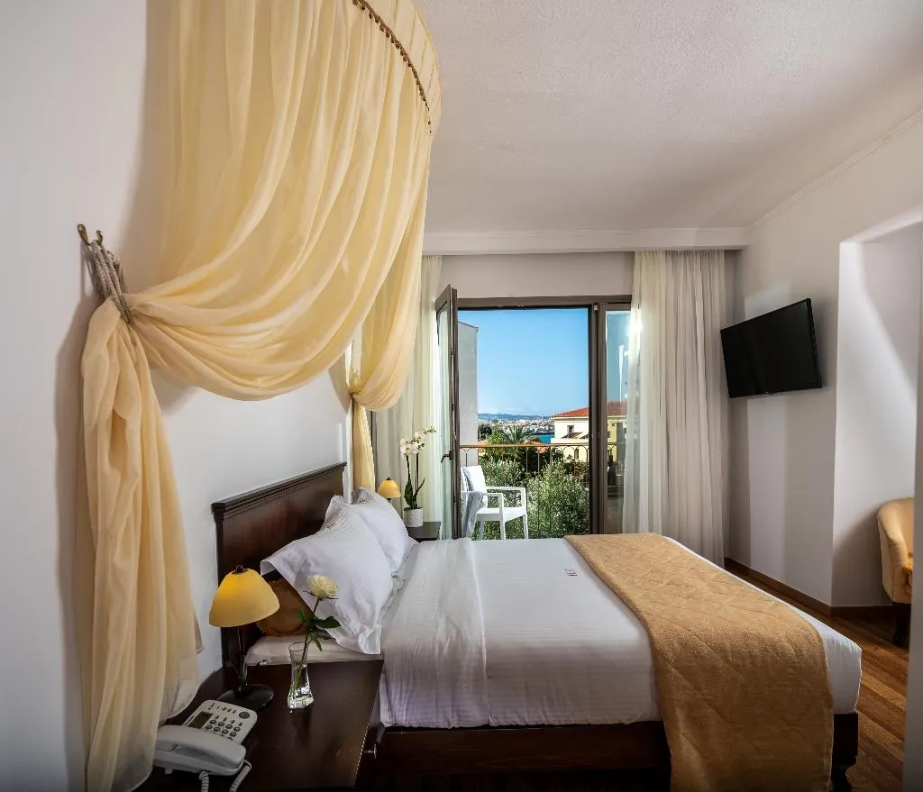 JUNIOR SUITE STANDARD Room, Halepa Hotel, Crete