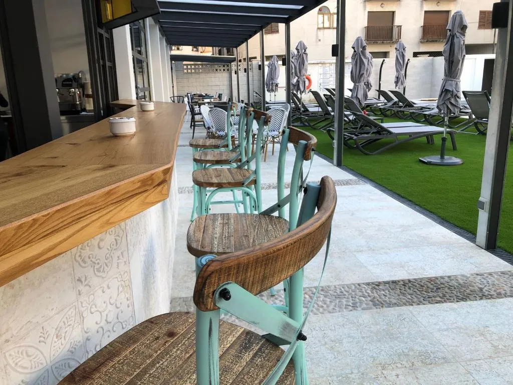 Bar, Windsor, Costa Brava