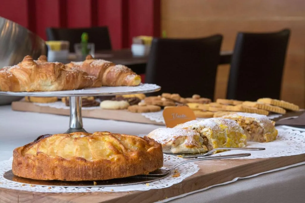 Restaurant, Hotel Royal Falcone, Milan