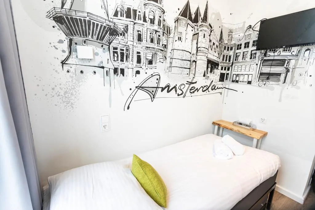 SINGLE STANDARD Room, Hotel Pagi, Amsterdam