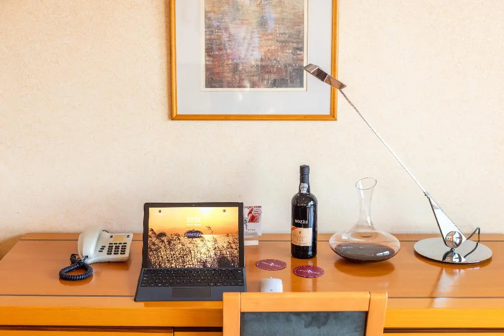 JUNIOR SUITE STANDARD Room, Roma, Lisbon