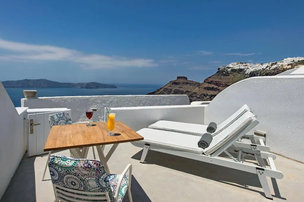 Room, Aura Suites, Santorini