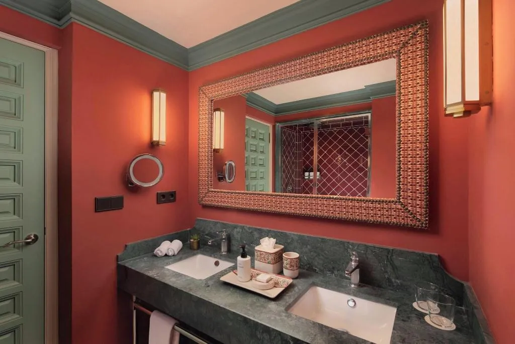 DOUBLE DELUXE WITH VIEWS Room, Alfonso XIII, Seville