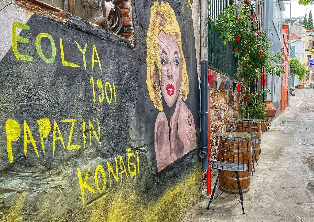 Lobby, Eolya Konukevi, Izmir