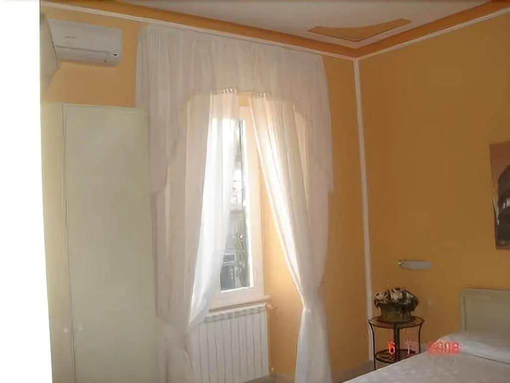 Room, La Dolce Vita Romana, Rome
