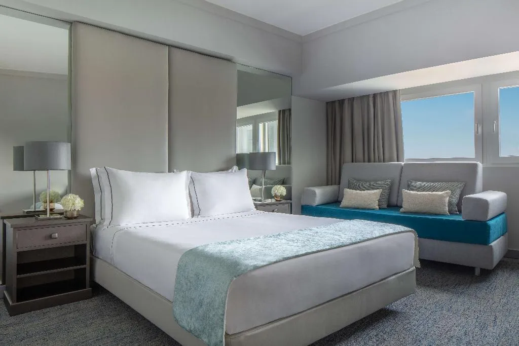 FAMILY ROOM STANDARD Room, Tivoli Oriente Lisboa Hotel, Lisbon