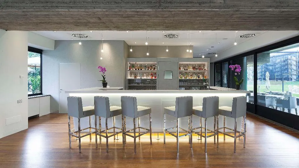 Bar, NH Milano Congress Centre, Milan
