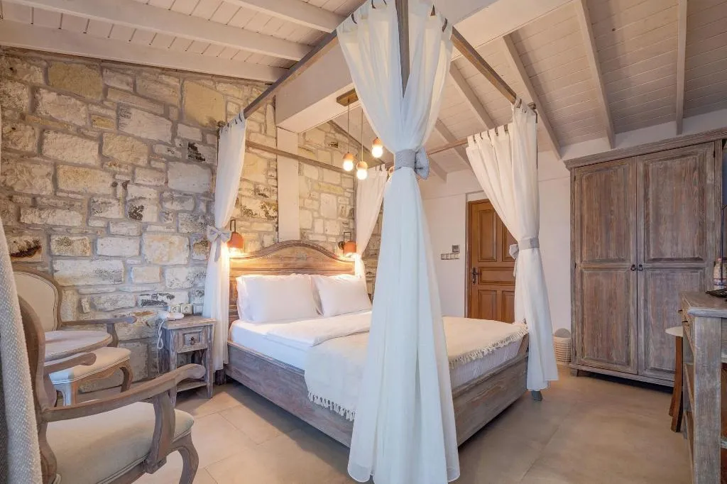 Room, Navali̇a Otel, Izmir