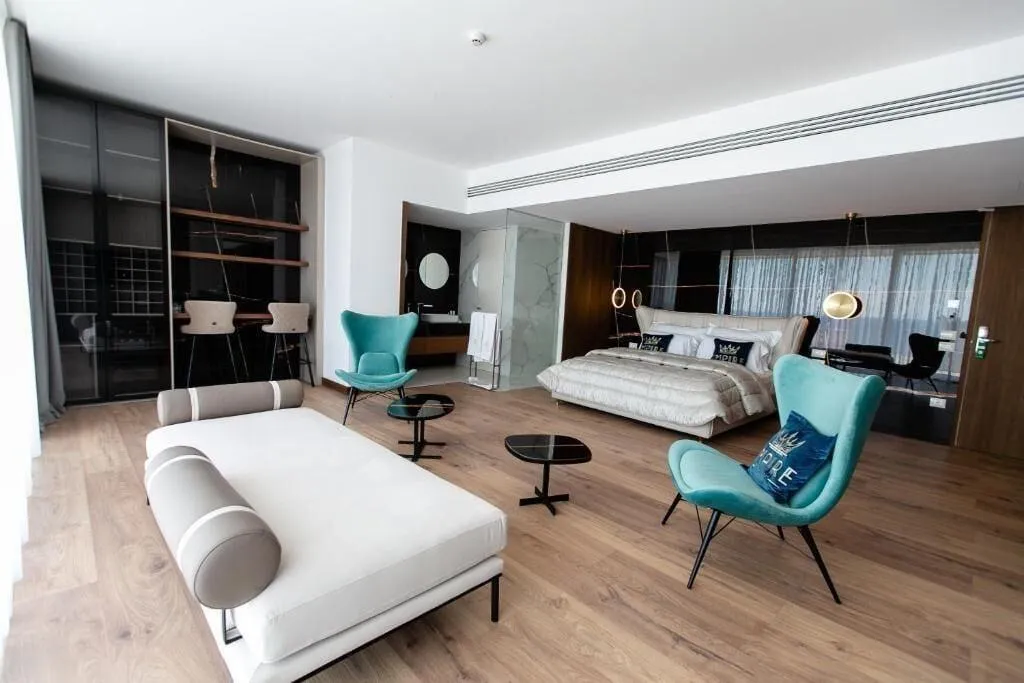 Room, Empire Beach Resort, Kavaje