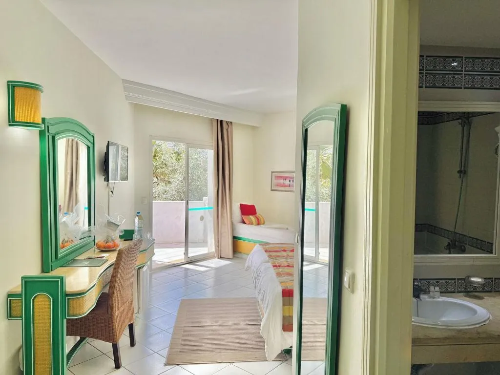 TRIPLE TWO BEDS Room, Hammamet Garden Resort & Spa, Tunisia
