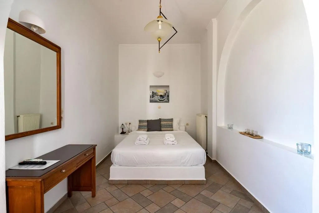 Room, Anamnesis Spa Luxury Apartments, Santorini
