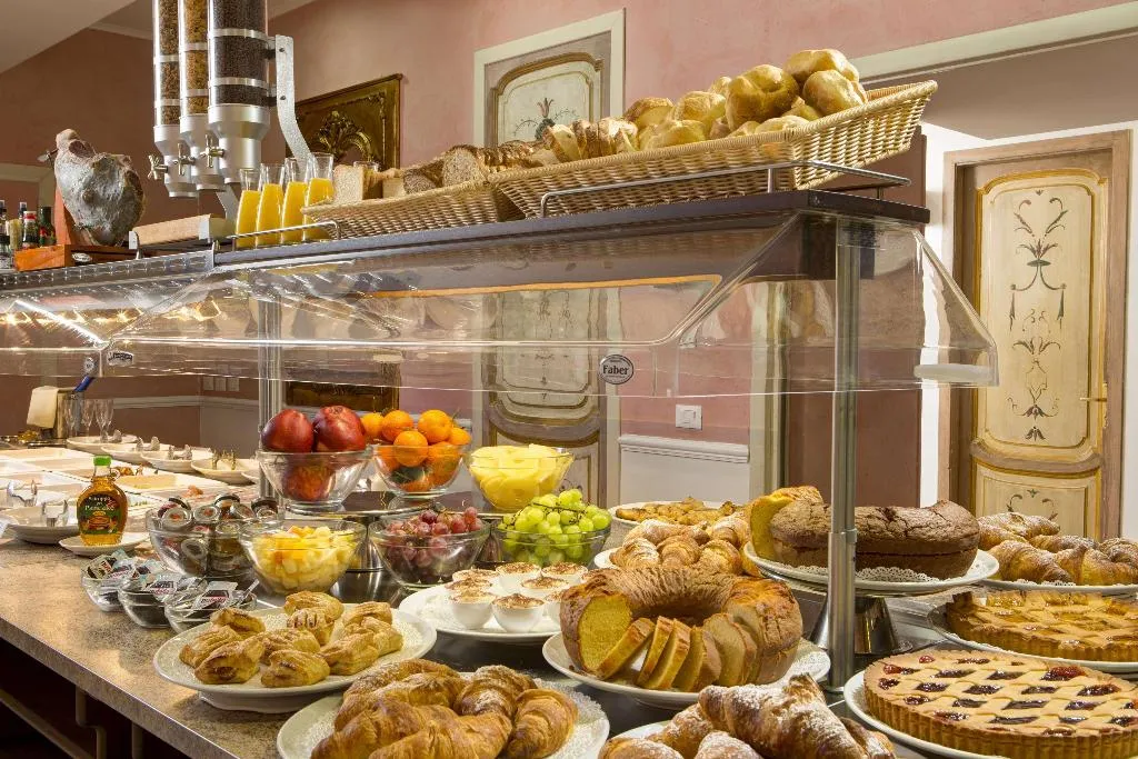 Restaurant, Golden Tulip Rome Piram, Rome