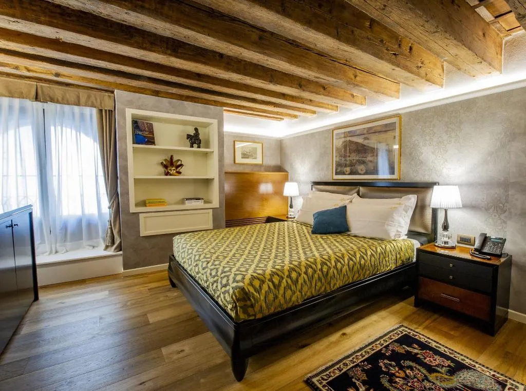 Room, EGO' Residence Venice, Venice