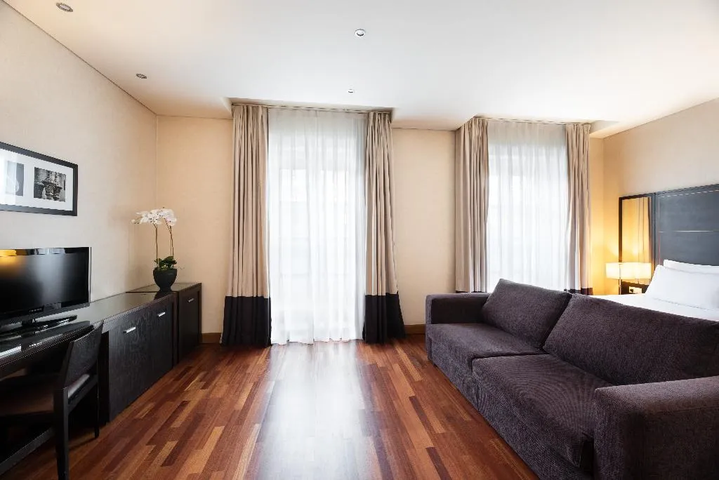 SUITE STANDARD Room, Eurostars das Artes, Porto