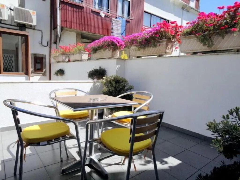 Terrace, Grande Rio, Porto