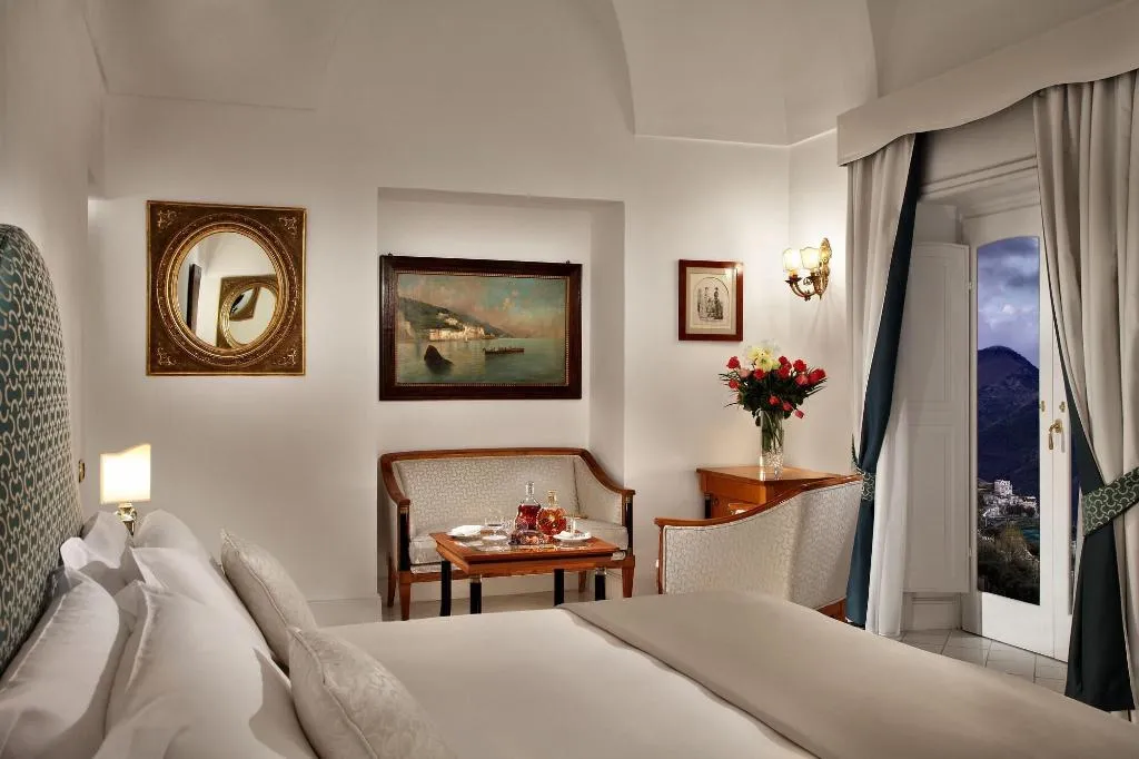 Room, Palazzo Avino, Naples